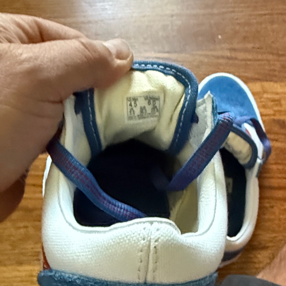 Vans Kids Sneakers in Blue and Red - Picture 6 of 6